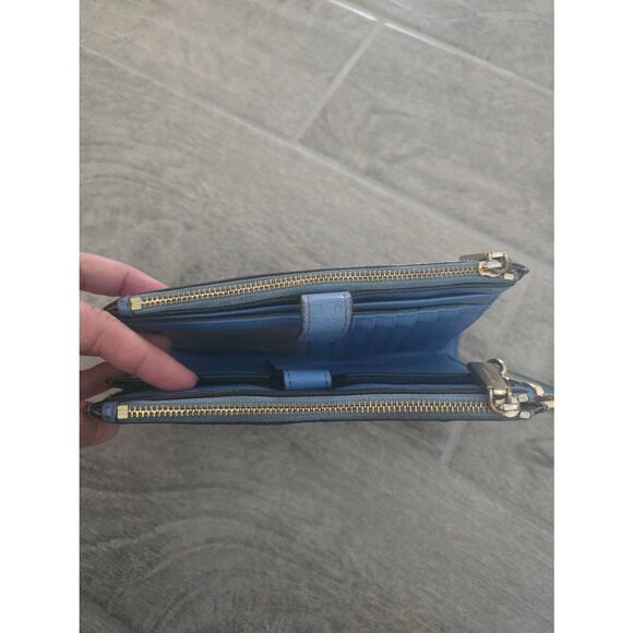 Michael Kors Blue Adele Leather Smartphone Wallet Wristlet - Picture 8 of 14
